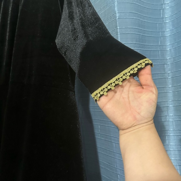 SOLD Custom Mommy and Daughter High Low Top and Dress - Picture 10 of 14